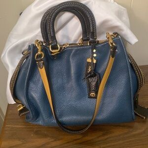 Coach tote bag, Rogue grain leather, Navy.